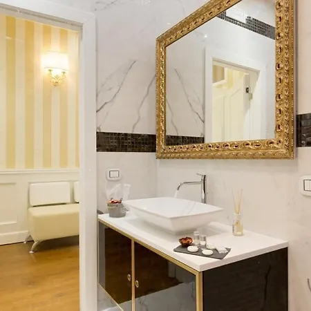 Piazza Venezia Luxury Guest house