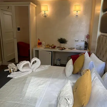 Piazza Venezia Luxury Vendégház Róma