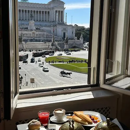 Piazza Venezia Luxury