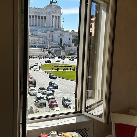 Piazza Venezia Luxury 4* Róma