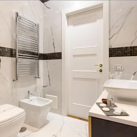 ゲストハウス Piazza Venezia Luxury ローマ