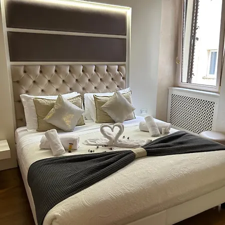 Piazza Venezia Luxury Guest house