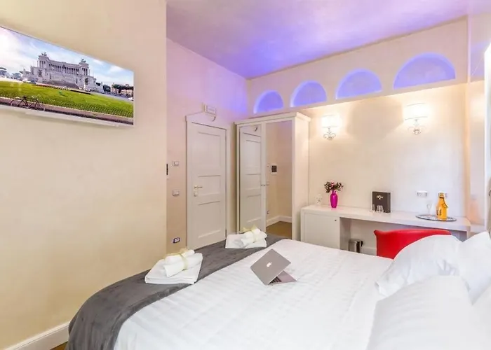 Konukevi Piazza Venezia Luxury