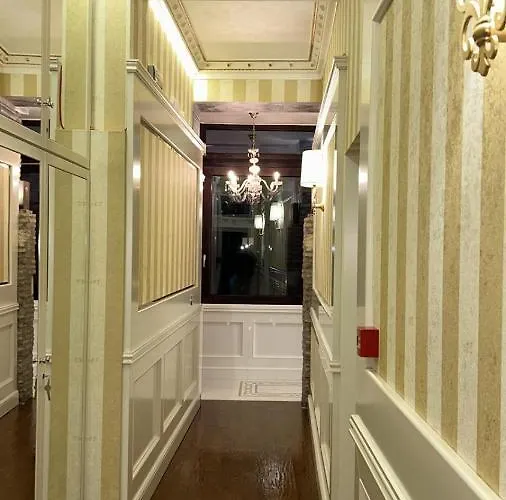 Konukevi Piazza Venezia Luxury