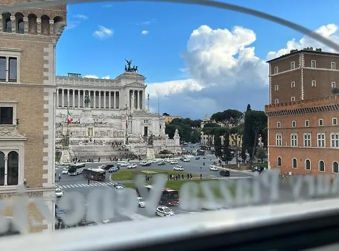 Konukevi Piazza Venezia Luxury Roma