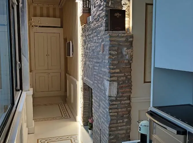 Piazza Venezia Luxury 4* Roma