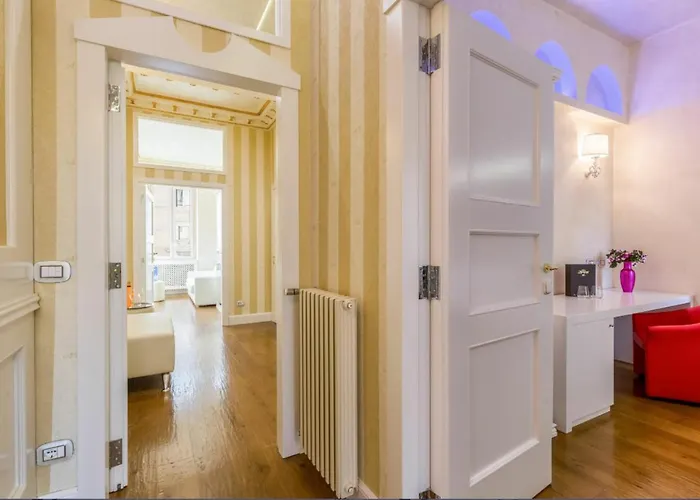 Piazza Venezia Luxury